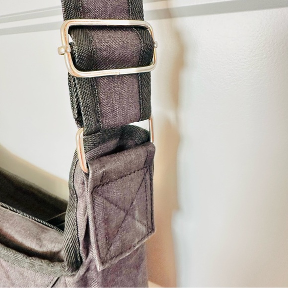 Urbani Adjustable Crossbody Bag - Picture 5 of 14